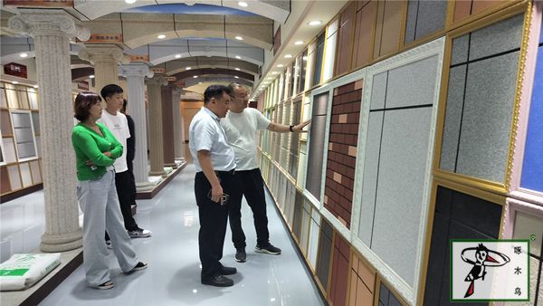 啄木鸟漆业集团 水包水 水包砂 保涂料  涂料品牌