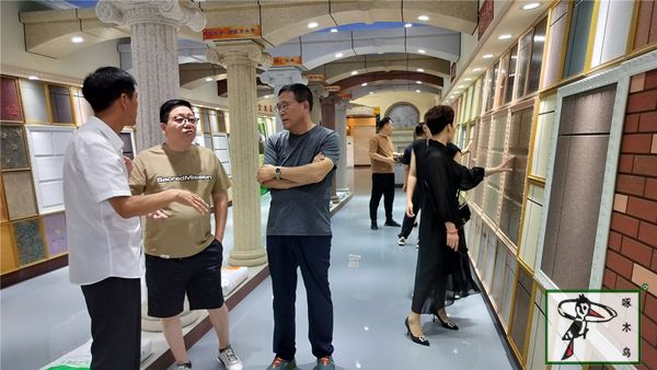 啄木鸟漆业集团 水包水 水包砂 保涂料  涂料品牌