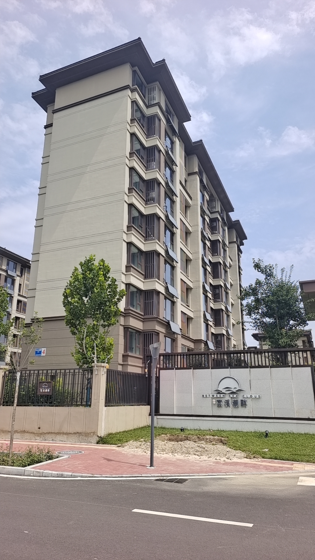 啄木鸟漆业集团签约东亚·云溪潮畔二区外墙涂料供货合同